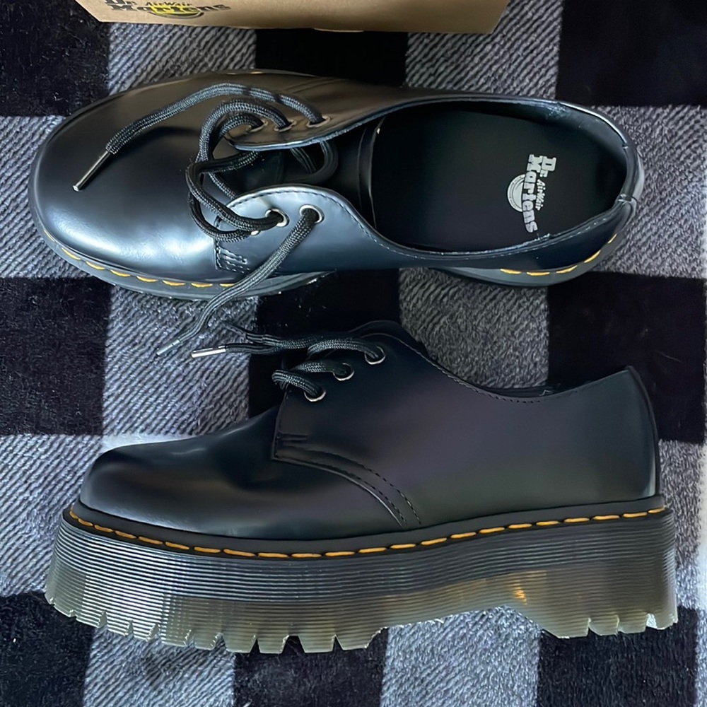 Dr. Martens leather platform shoes NEW